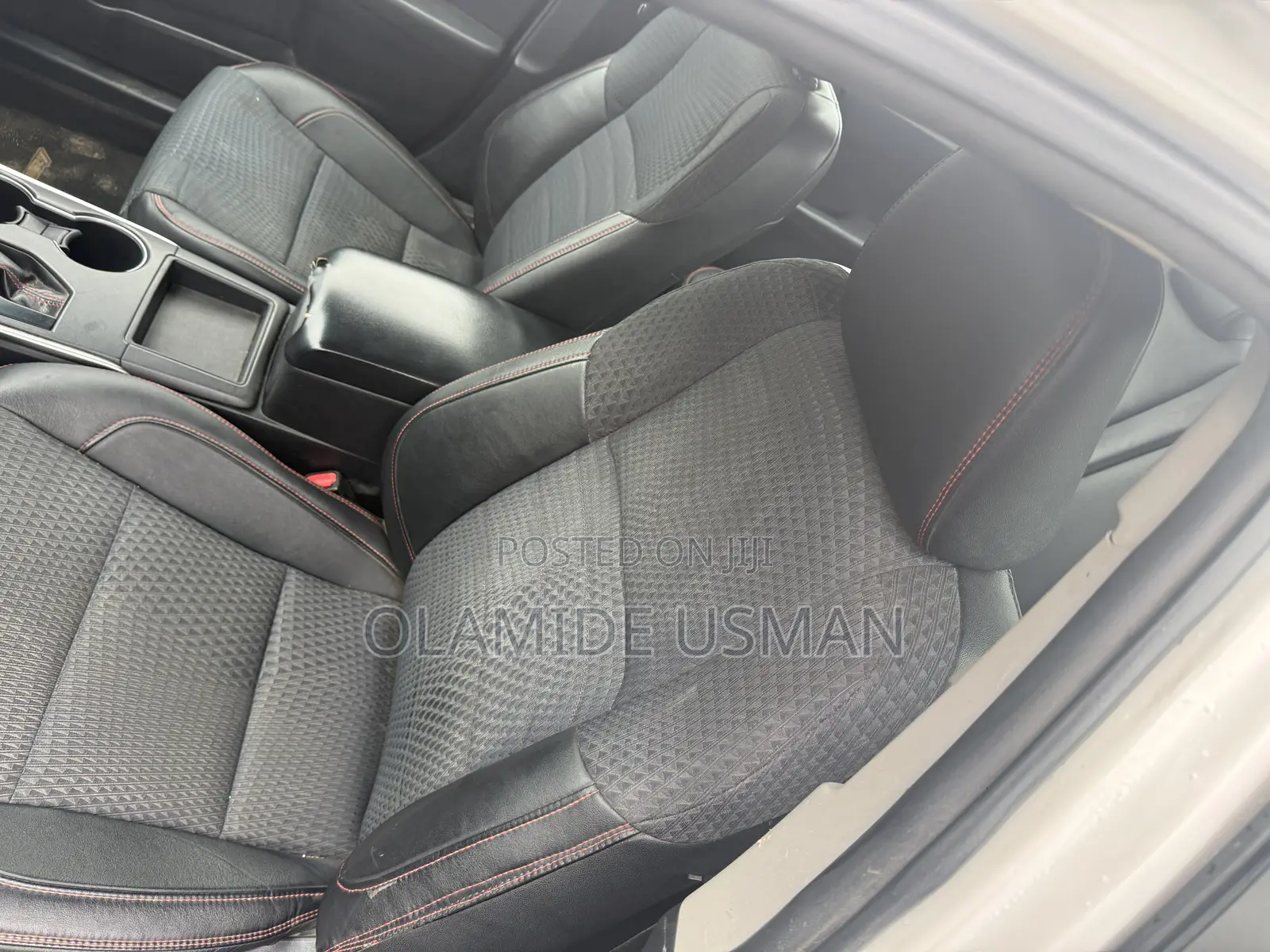 Toyota Camry SE 4dr Sedan (2.5L 4cyl 6A) 2015 White