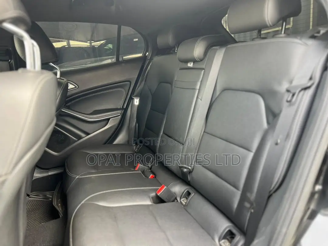 Mercedes-Benz GLA 250 2019 Black