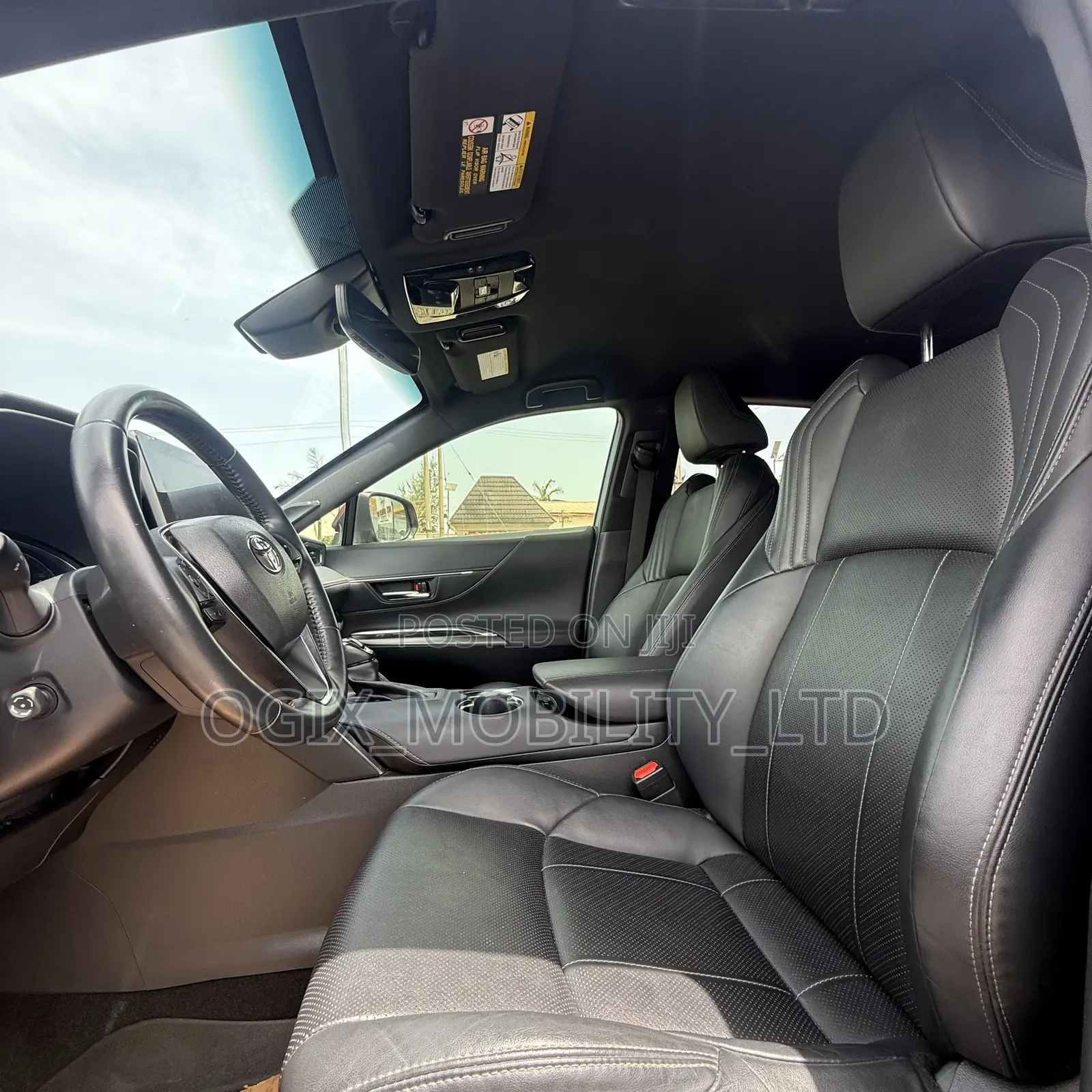 Toyota Venza XLE 2021 Red