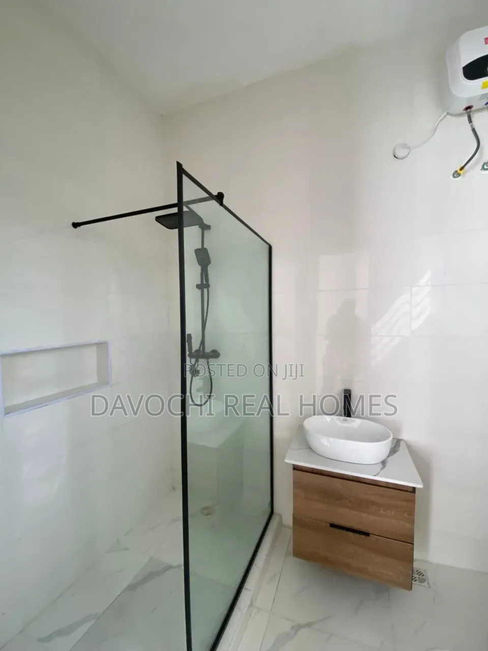 4bdrm Duplex in Abraham Adesanya for sale