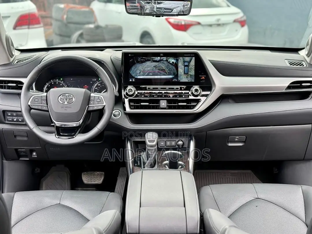 Toyota Highlander Platinum 2021 Blue