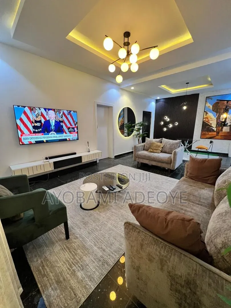 Furnished 2bdrm Apartment in Riverside Apartments, Banana Island