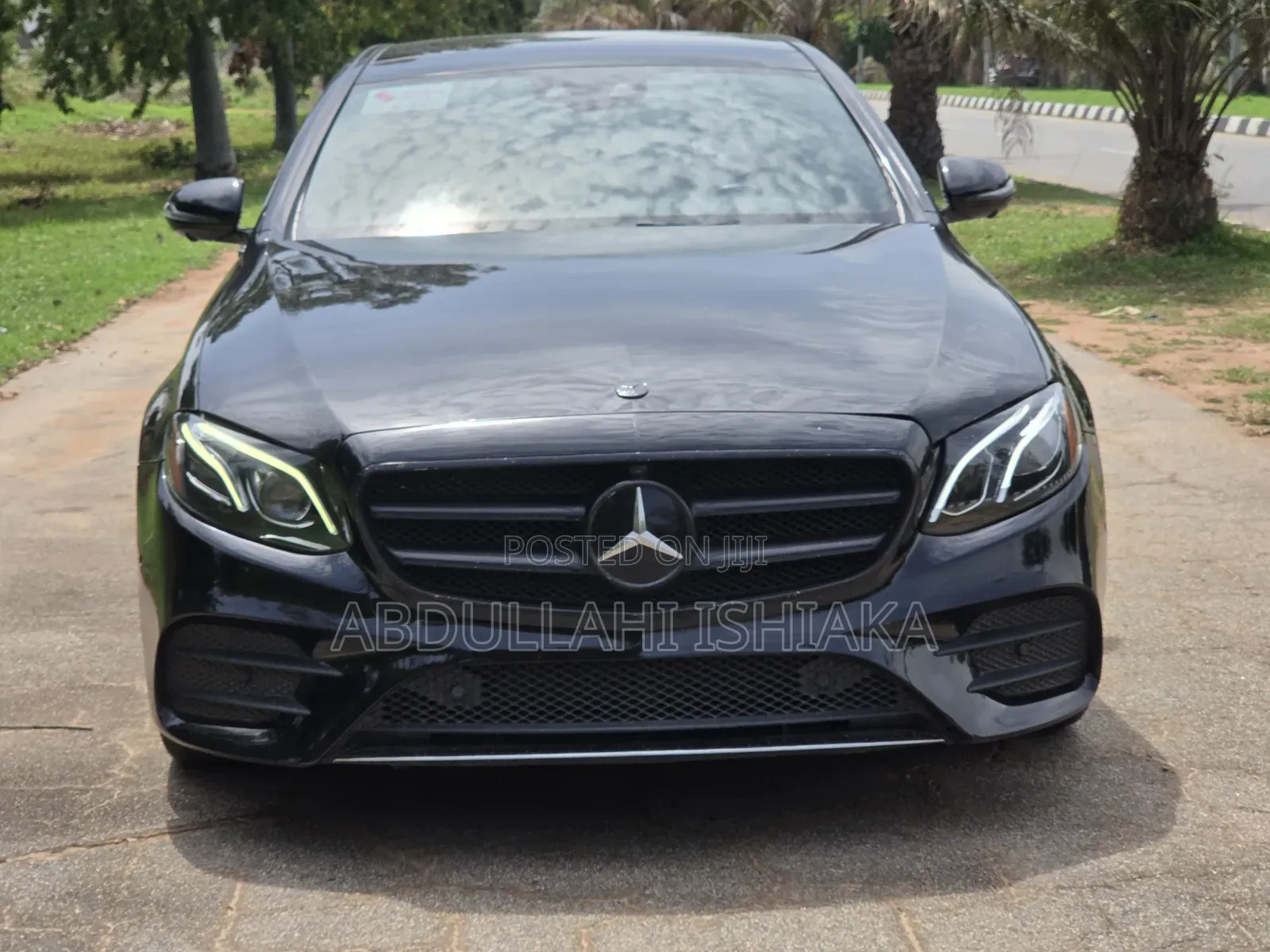 Mercedes-Benz E300 2018 Black