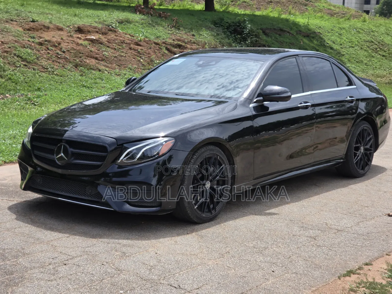 Mercedes-Benz E300 2018 Black