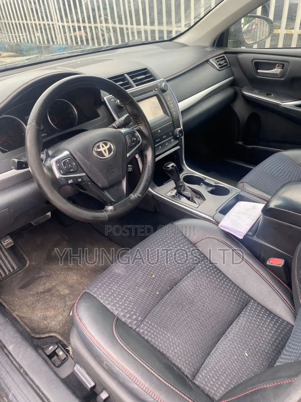 Toyota Camry SE 4dr Sedan (2.5L 4cyl 6A) 2015 Black