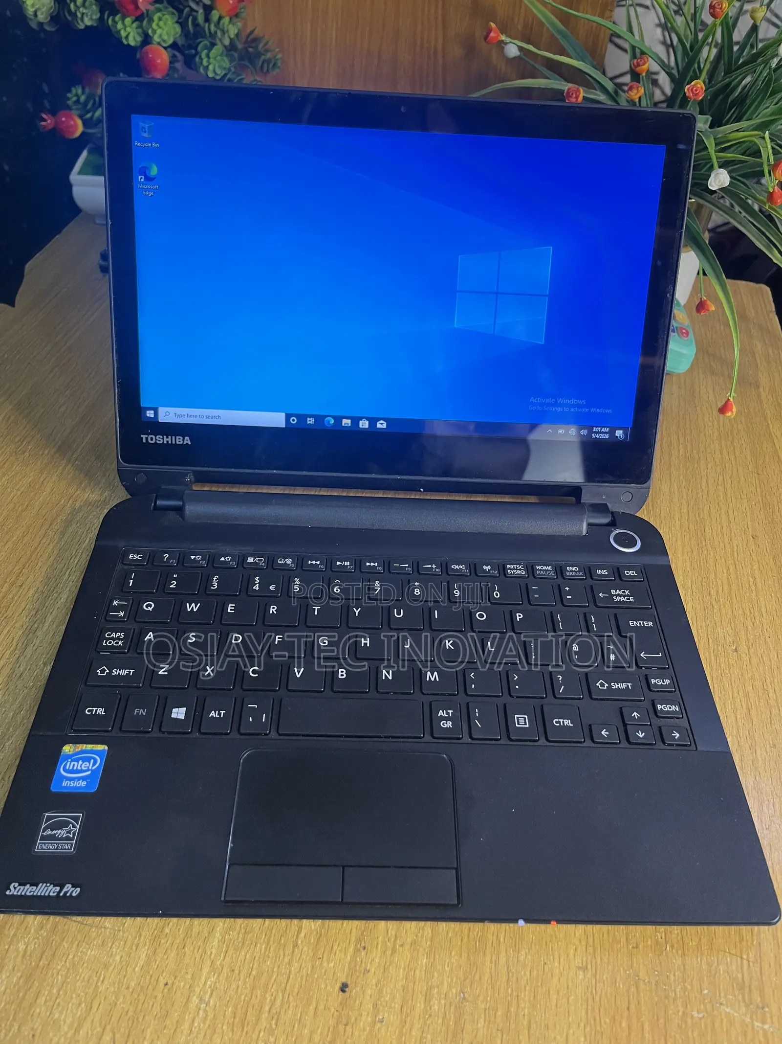 Laptop Toshiba NB100 4GB Intel Pentium SSD 128GB