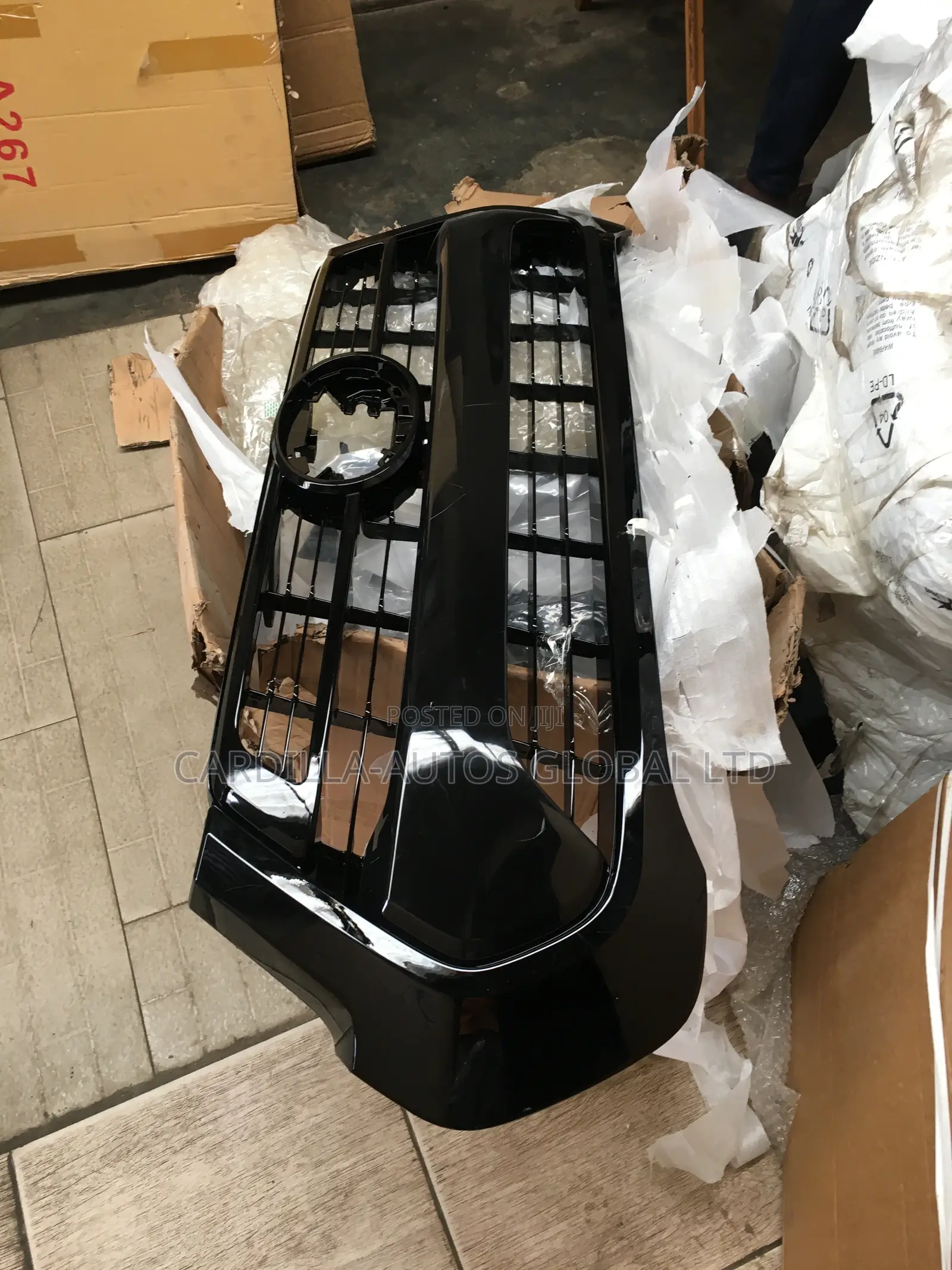 Front Grille Hilux Vigo 2021