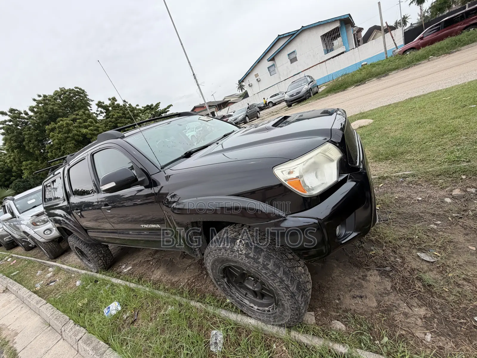 Toyota Tacoma 2014 Black