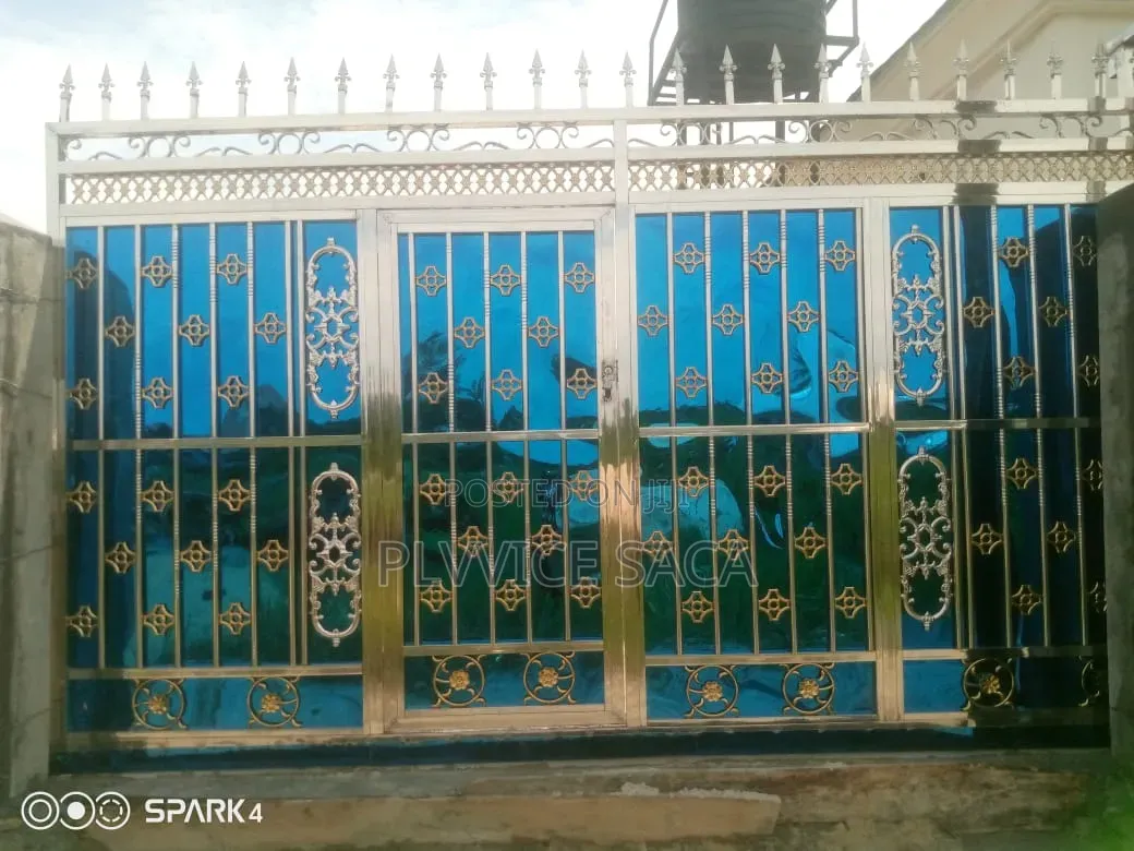 Stainless Steel Star Gate