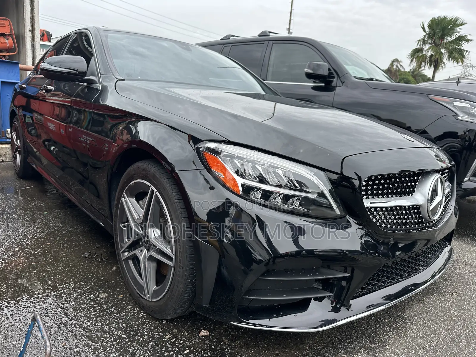 Mercedes-Benz C300 2019 Black