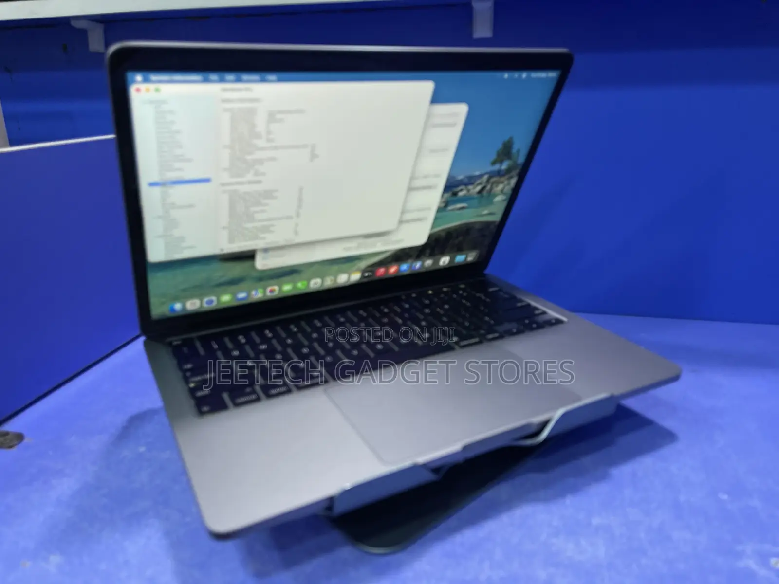 Laptop Apple MacBook Pro 2020 16GB Intel Core i7 SSD 512GB