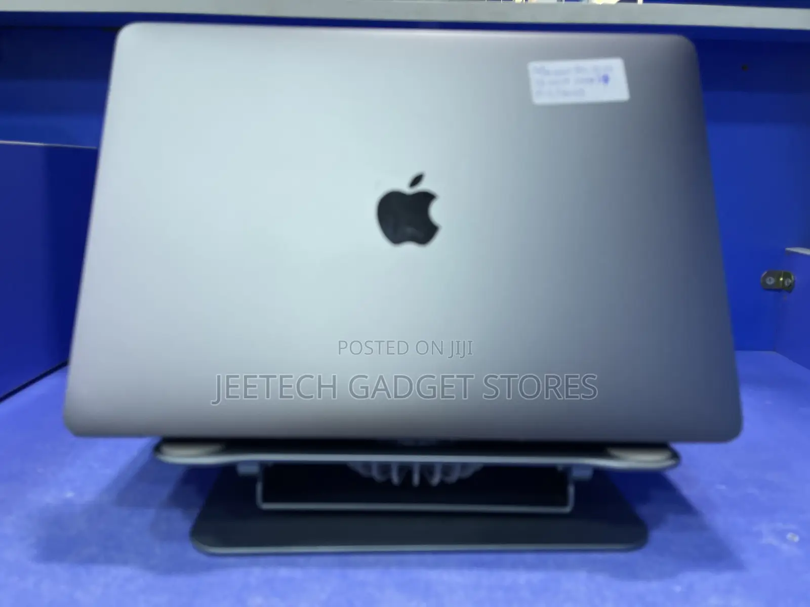 Laptop Apple MacBook Pro 2020 16GB Intel Core i7 SSD 512GB