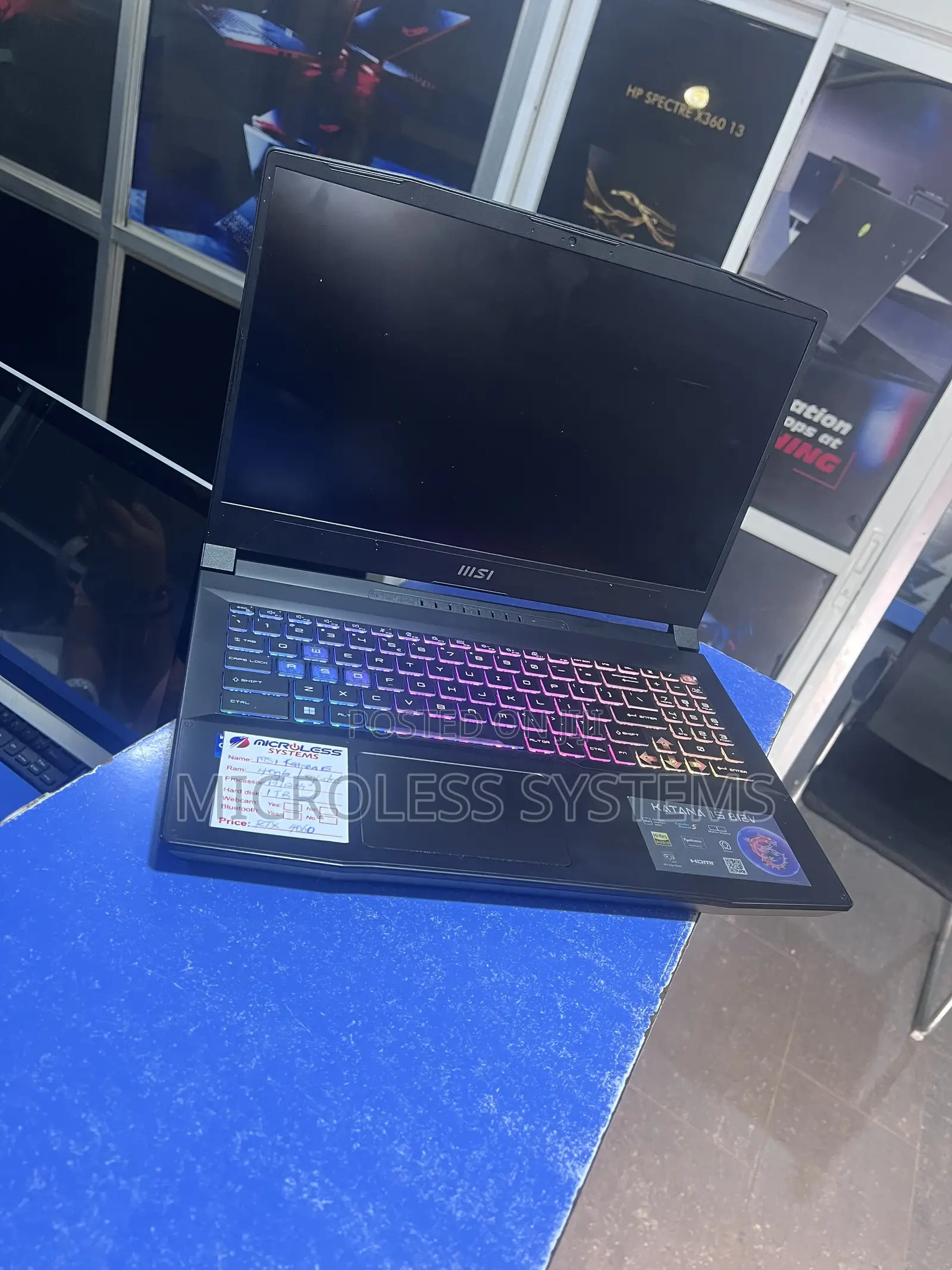 Laptop MSI Katana 15 40GB Intel Core i7 SSD 1T