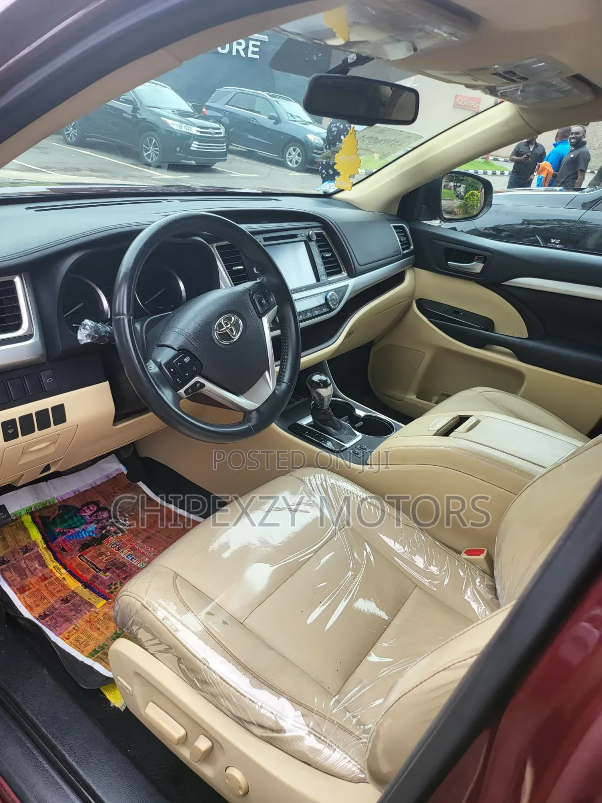 Toyota Highlander XLE V6 4x4 (3.5L 6cyl 6A) 2016 Red