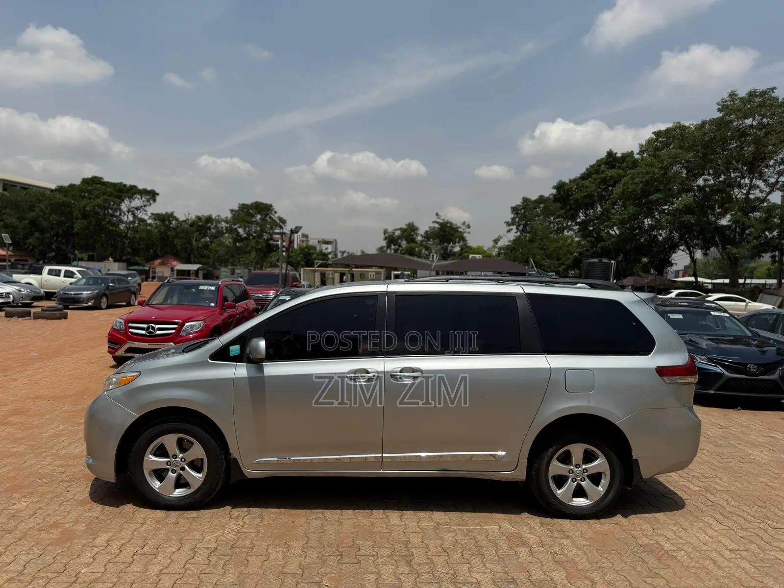 Toyota Sienna Limited 7 Passenger 2011 Gray