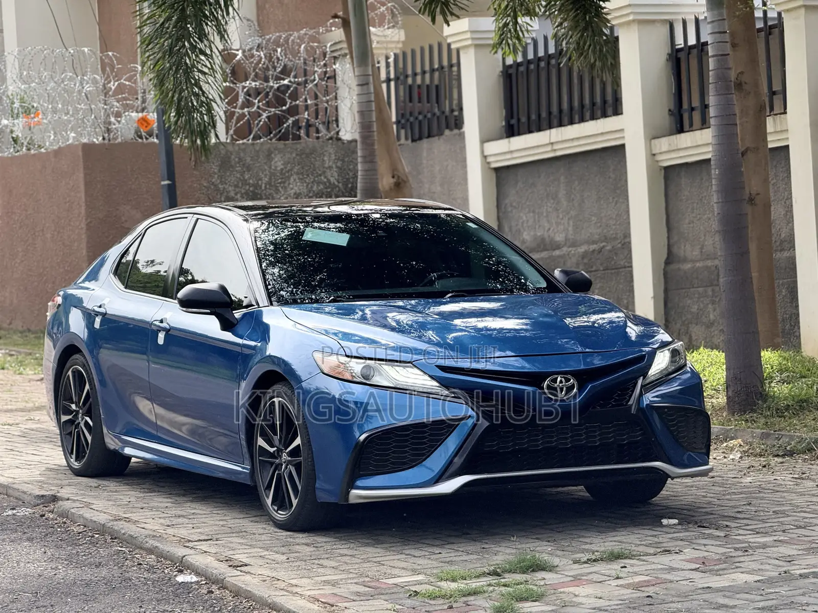 Toyota Camry XSE (2.5L 4cyl 8A) 2019 Blue