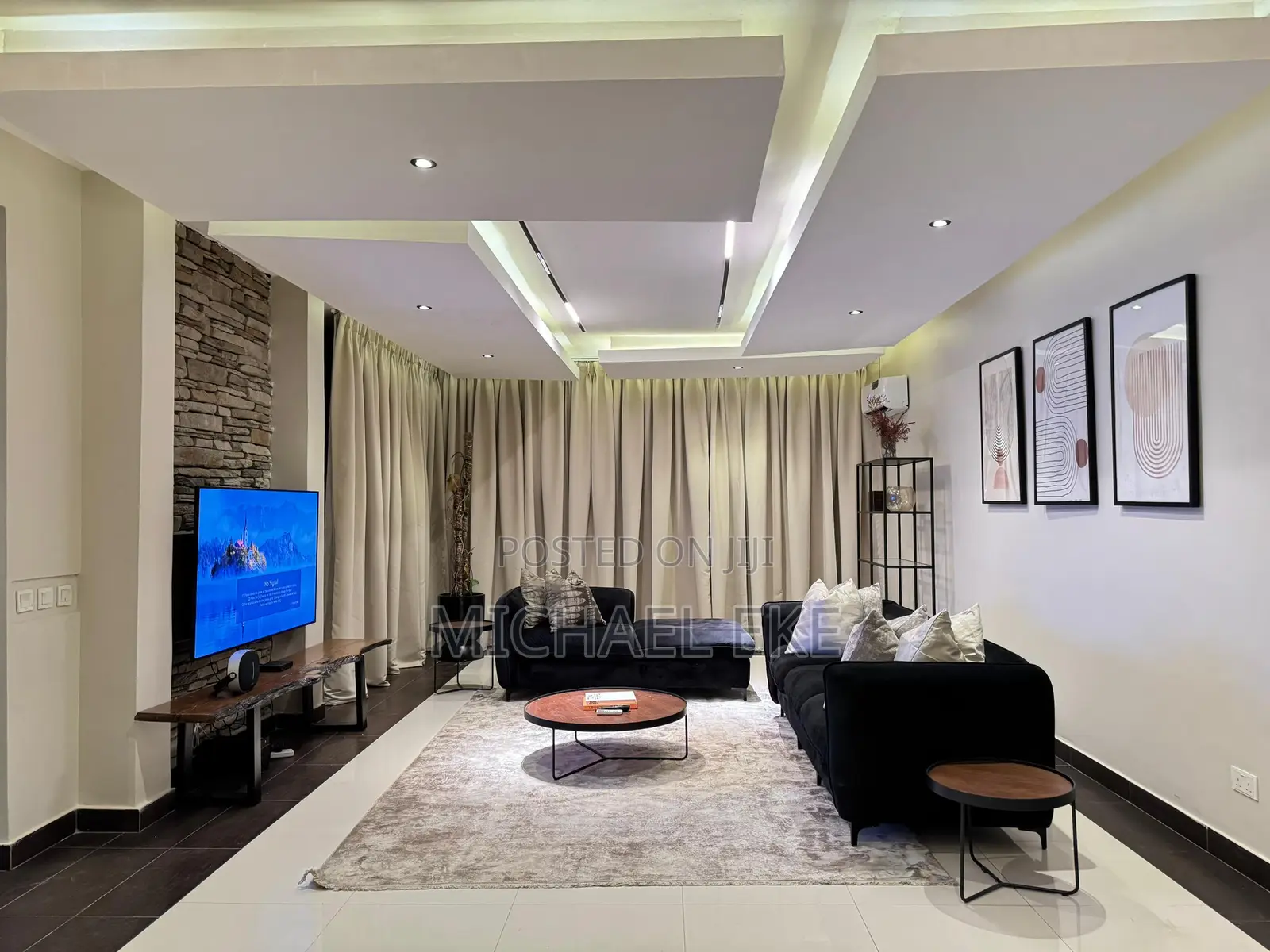 Cozy 2 Bedroom Penthouse