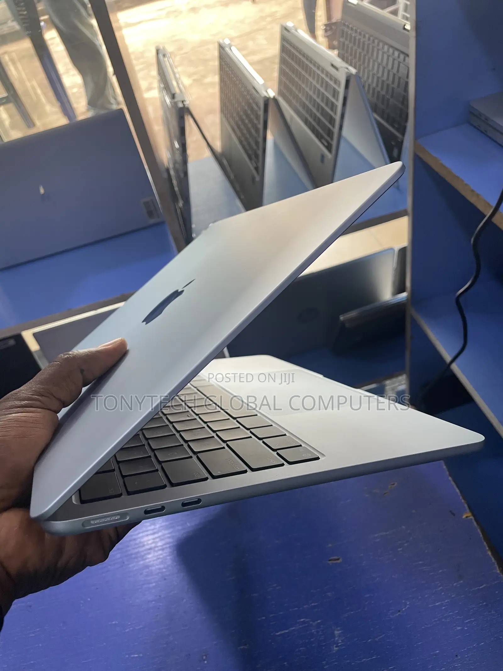 Laptop Apple MacBook Air 2025 M4 16GB Apple M1 SSD 256GB