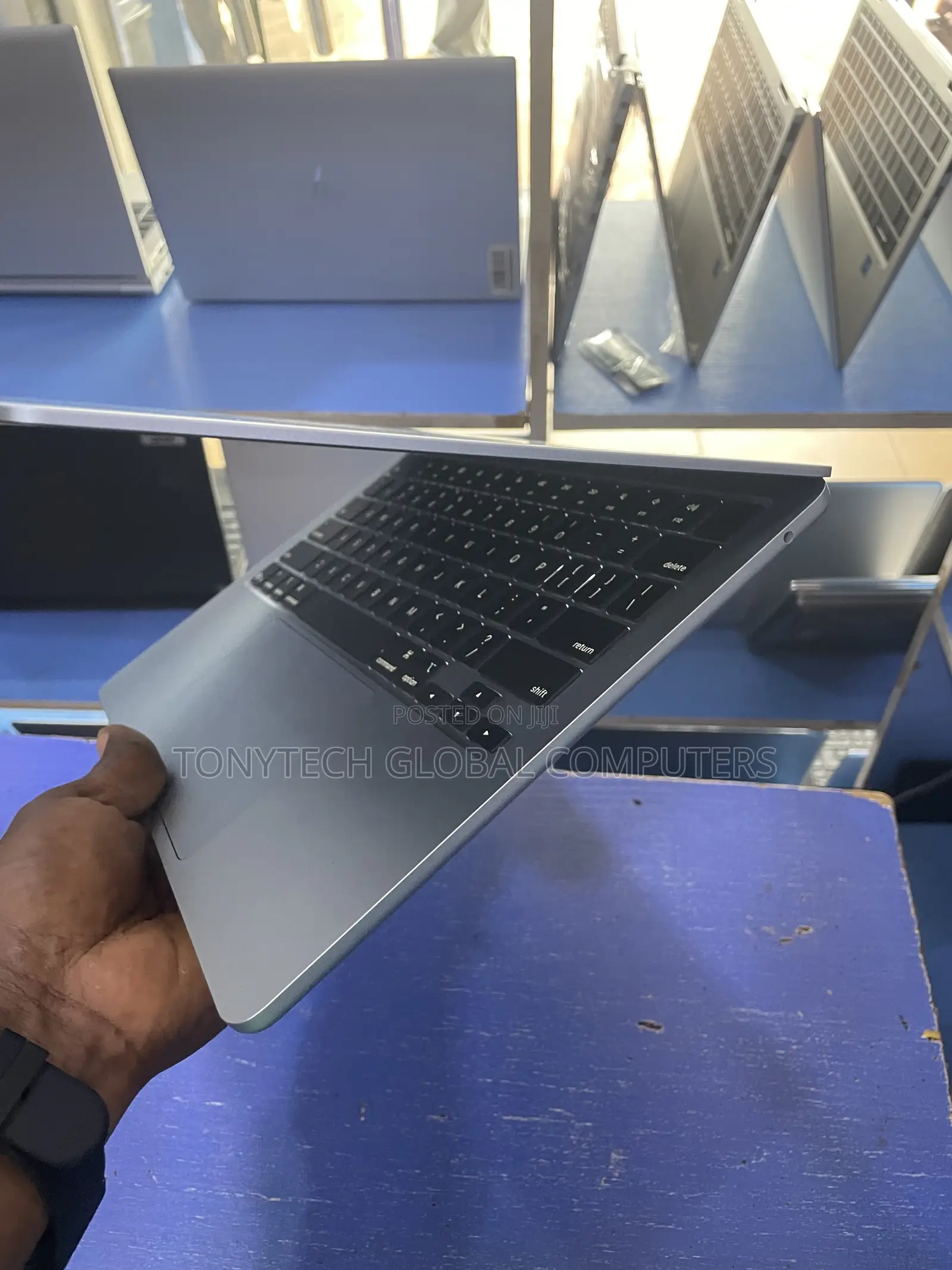 Laptop Apple MacBook Air 2025 M4 16GB Apple M1 SSD 256GB