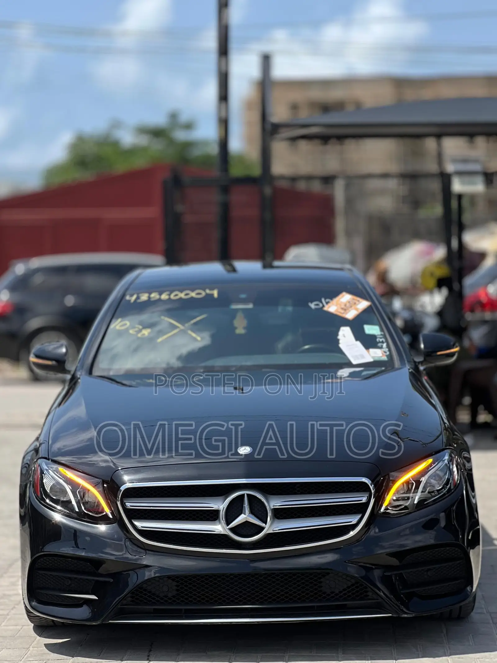 Mercedes-Benz E300 2018 Black