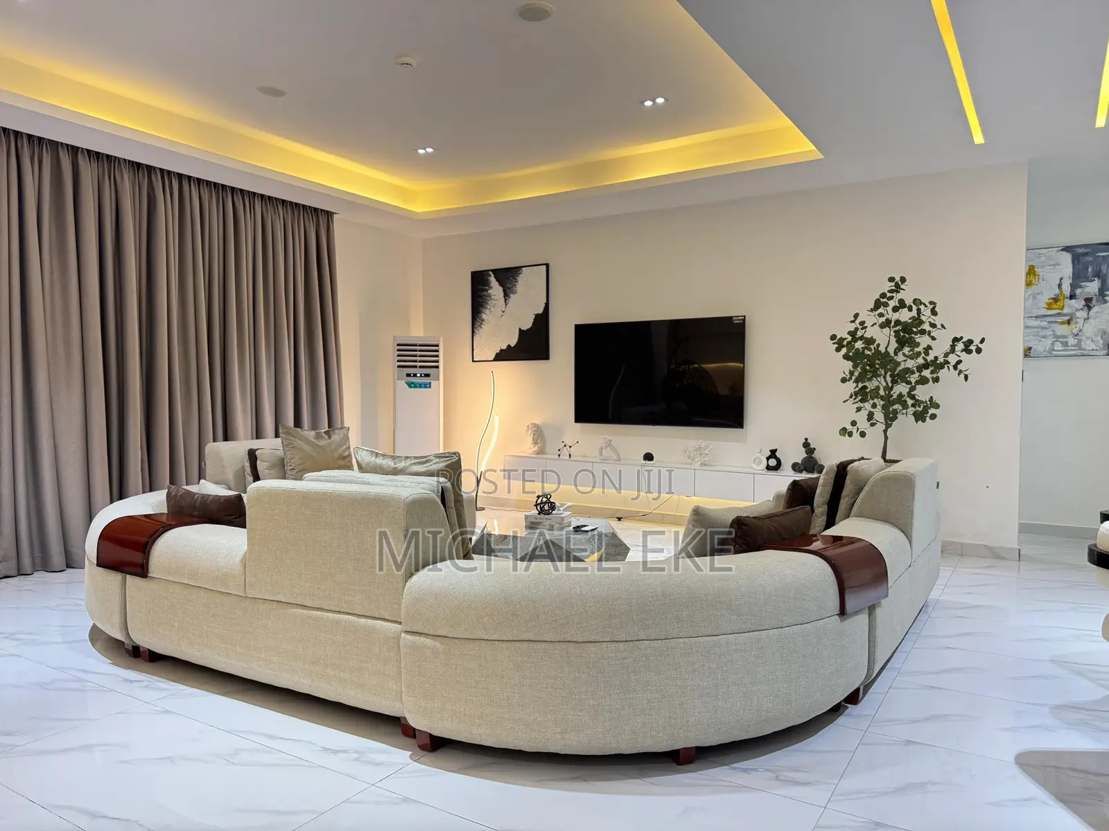 Luxury 2 Bedroom Apartment