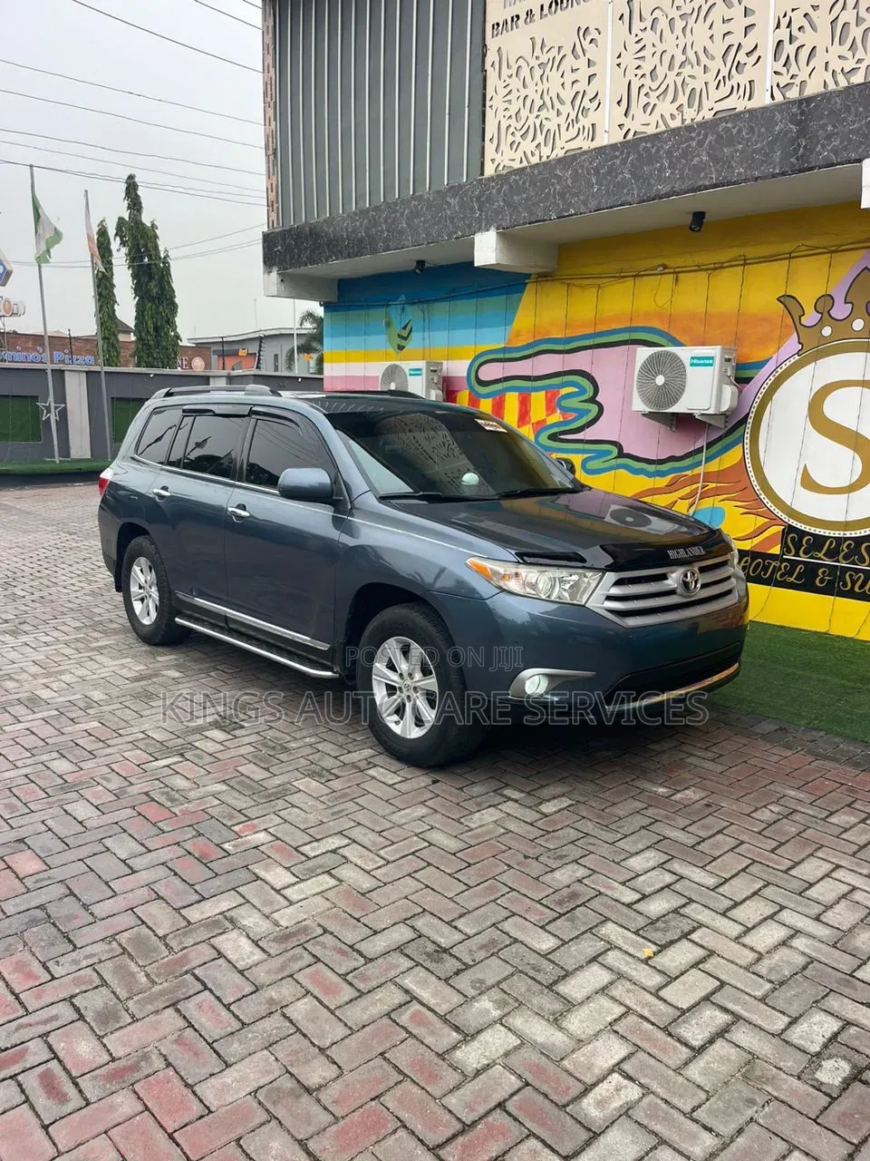 Toyota Highlander SE 2011 Blue