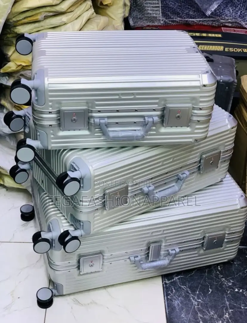 Luxury Travelling Luggage Set (Price for Each on Description)