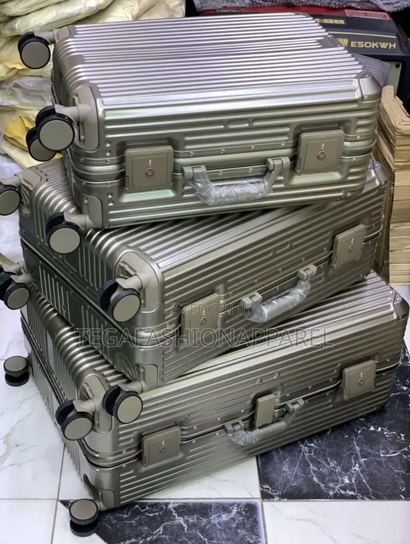 Luxury Travelling Luggage Set (Price for Each on Description)