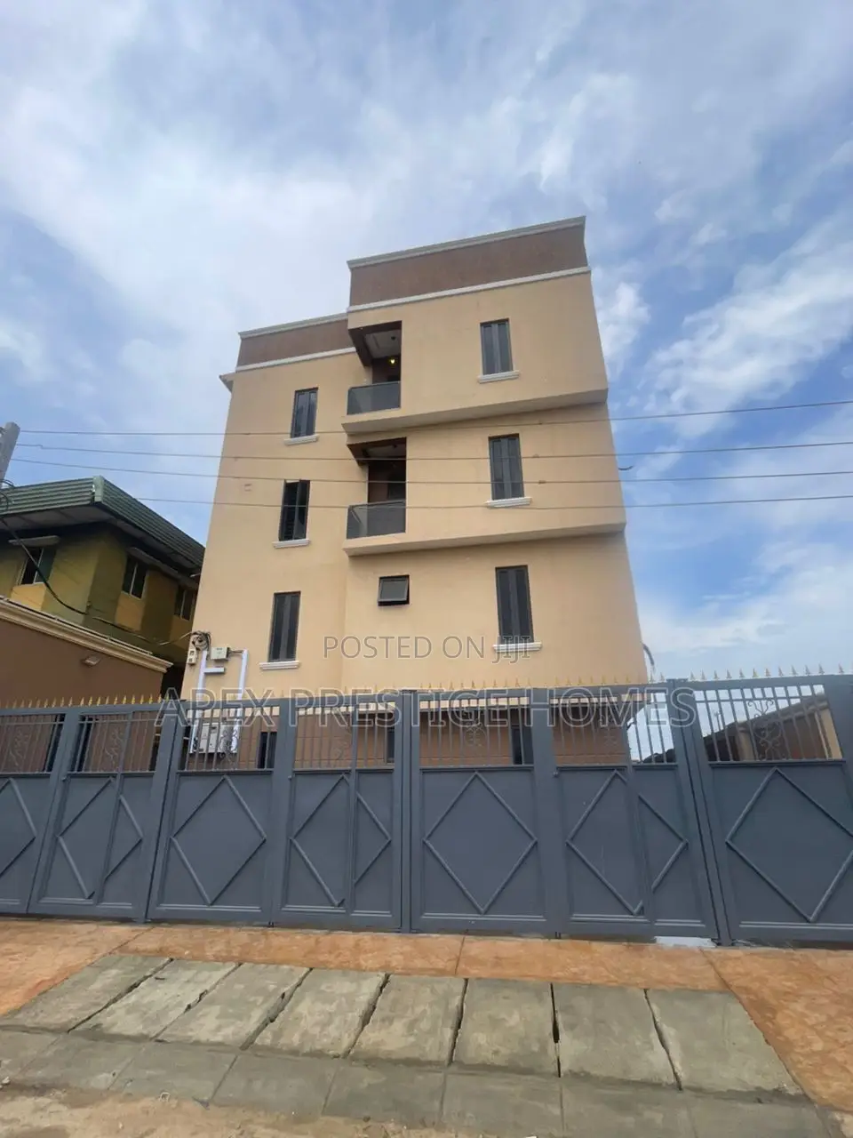 2bdrm Block of Flats in Lagos, Akoka for sale