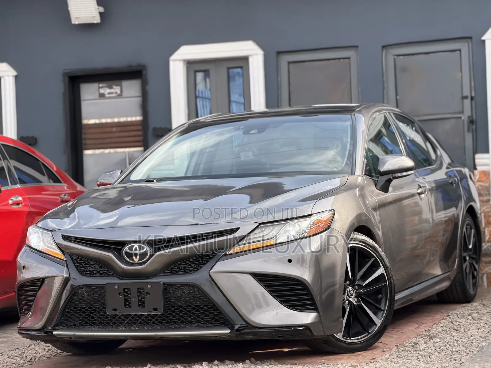 Toyota Camry XSE (2.5L 4cyl 8A) 2019 Gray
