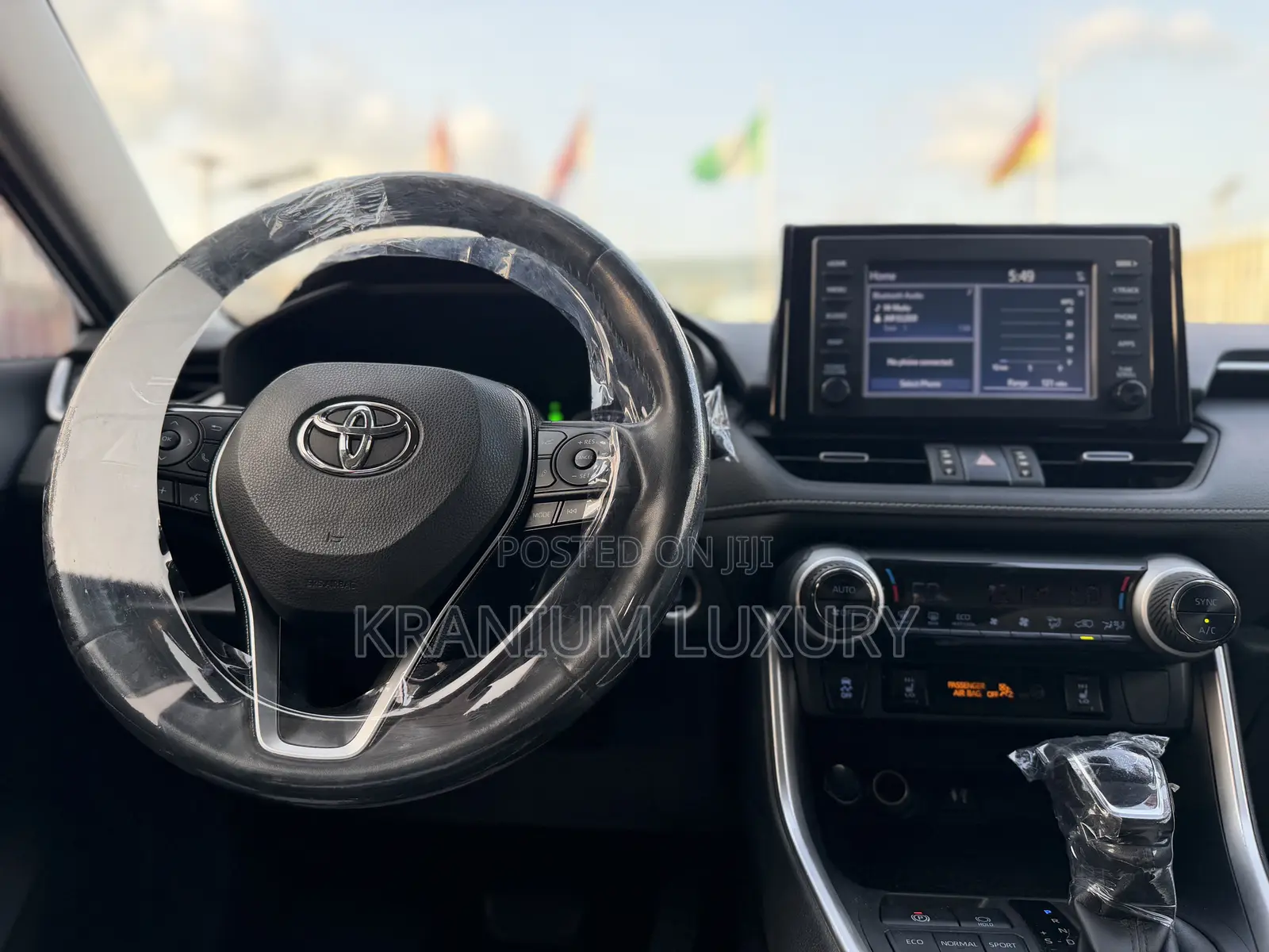 Toyota RAV4 XLE Premium AWD 2019 Blue