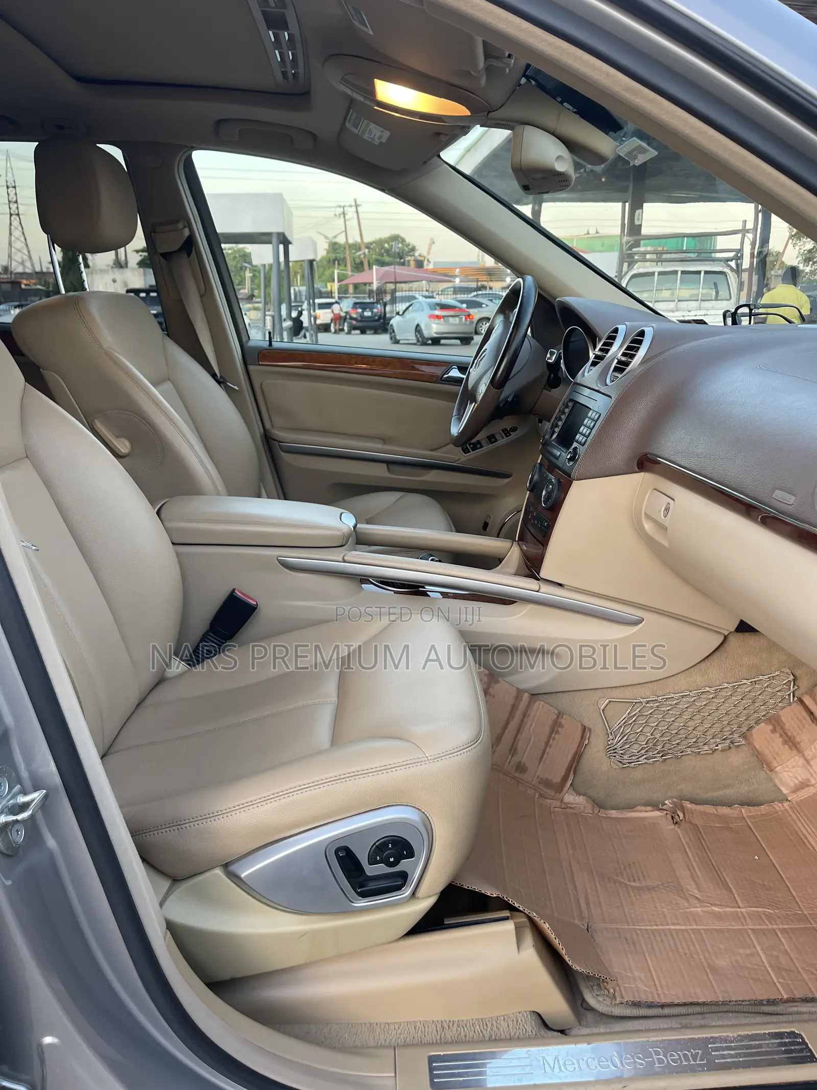 Mercedes-Benz GL-Class 2006 Gold