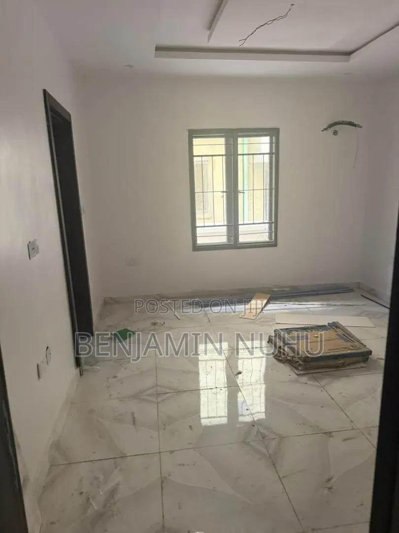 4bdrm Duplex in Creek Heaven Estate, Ikota for rent