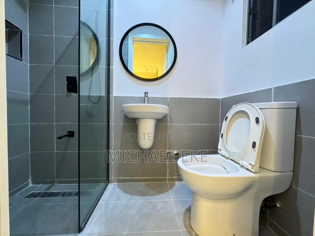 Luxury 3 Bedroom Apartment
