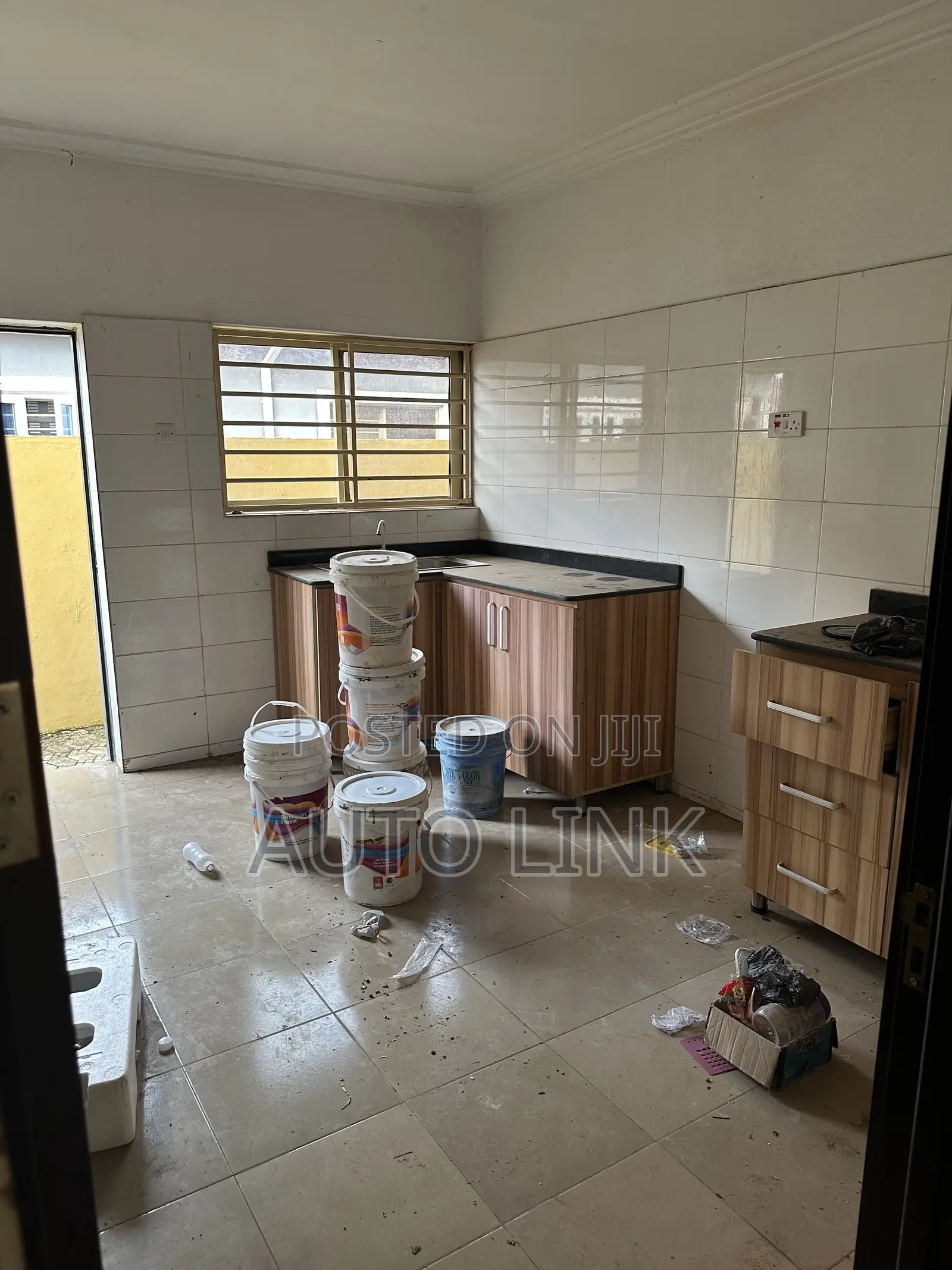 3bdrm Bungalow in Enugu State for rent