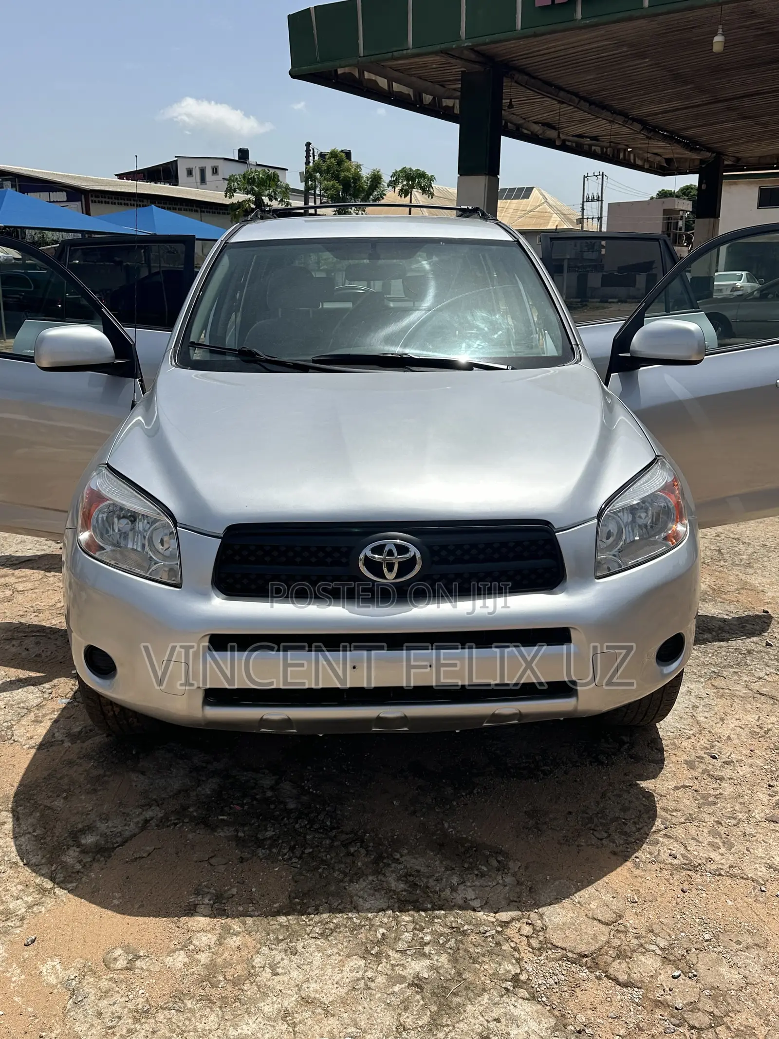 Toyota RAV4 Limited 2007 Silver