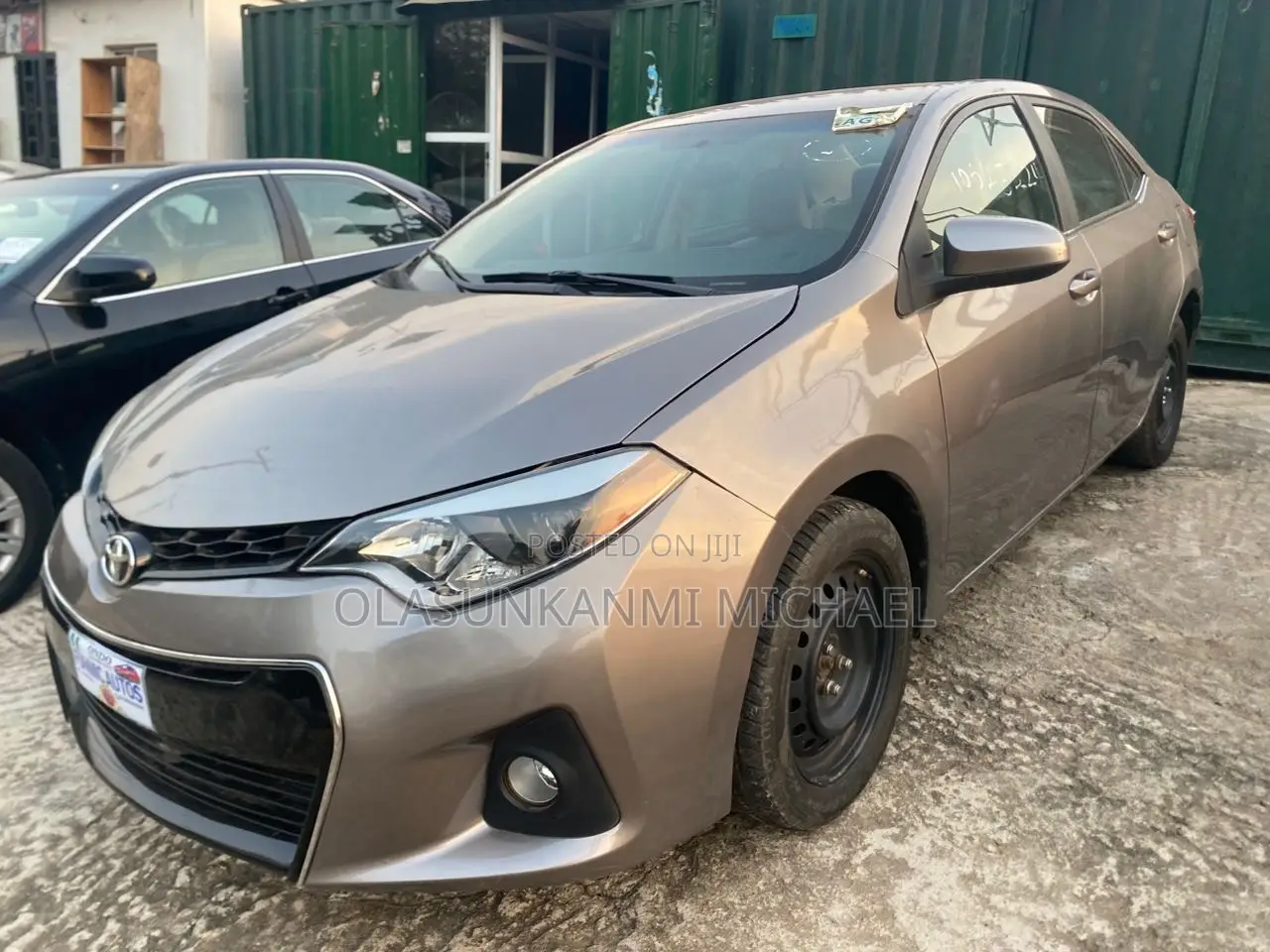Toyota Corolla LE 4dr Sedan (1.8L 4cyl CVT) 2015 Gray