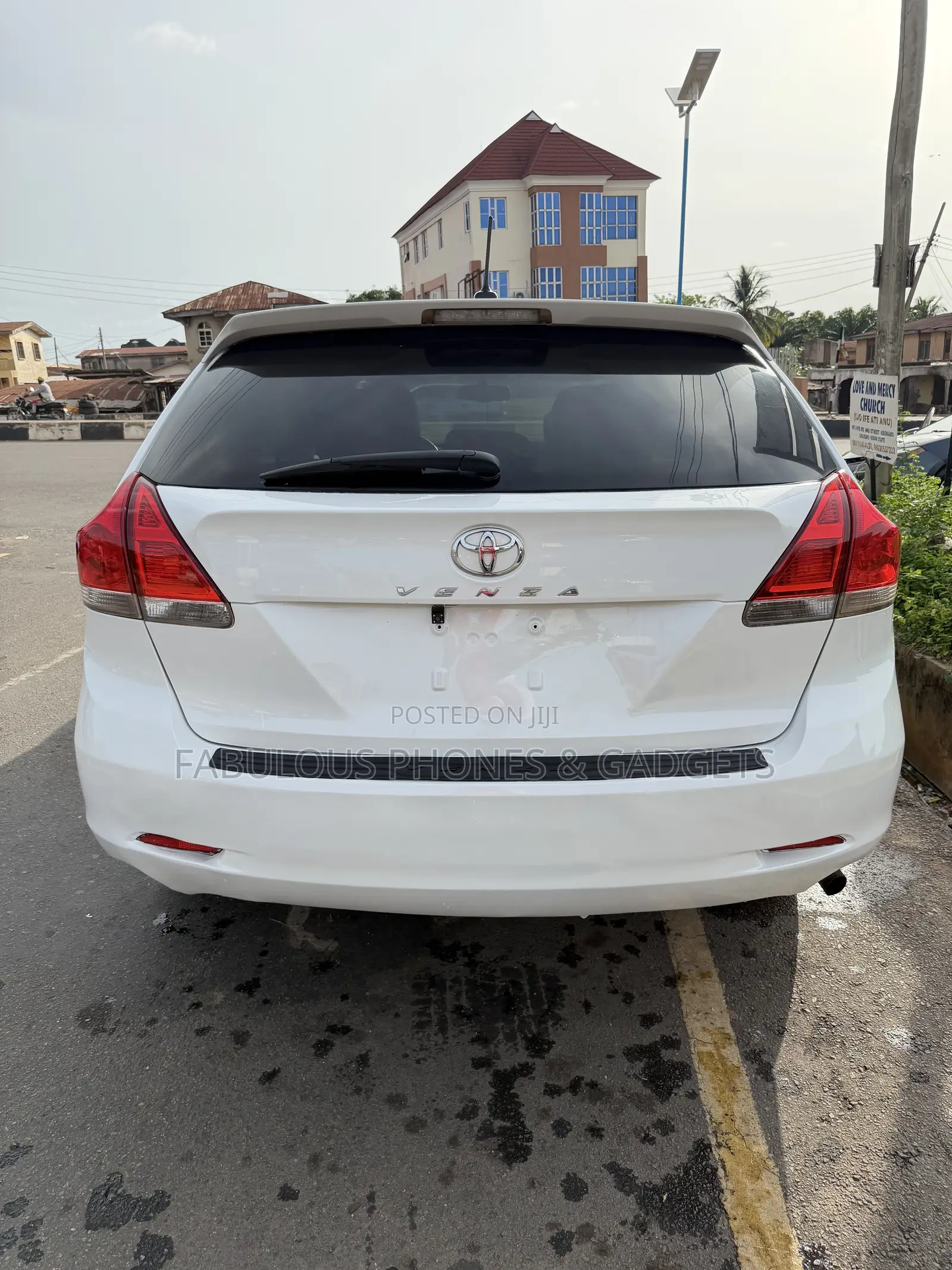 Toyota Venza AWD 2010 White