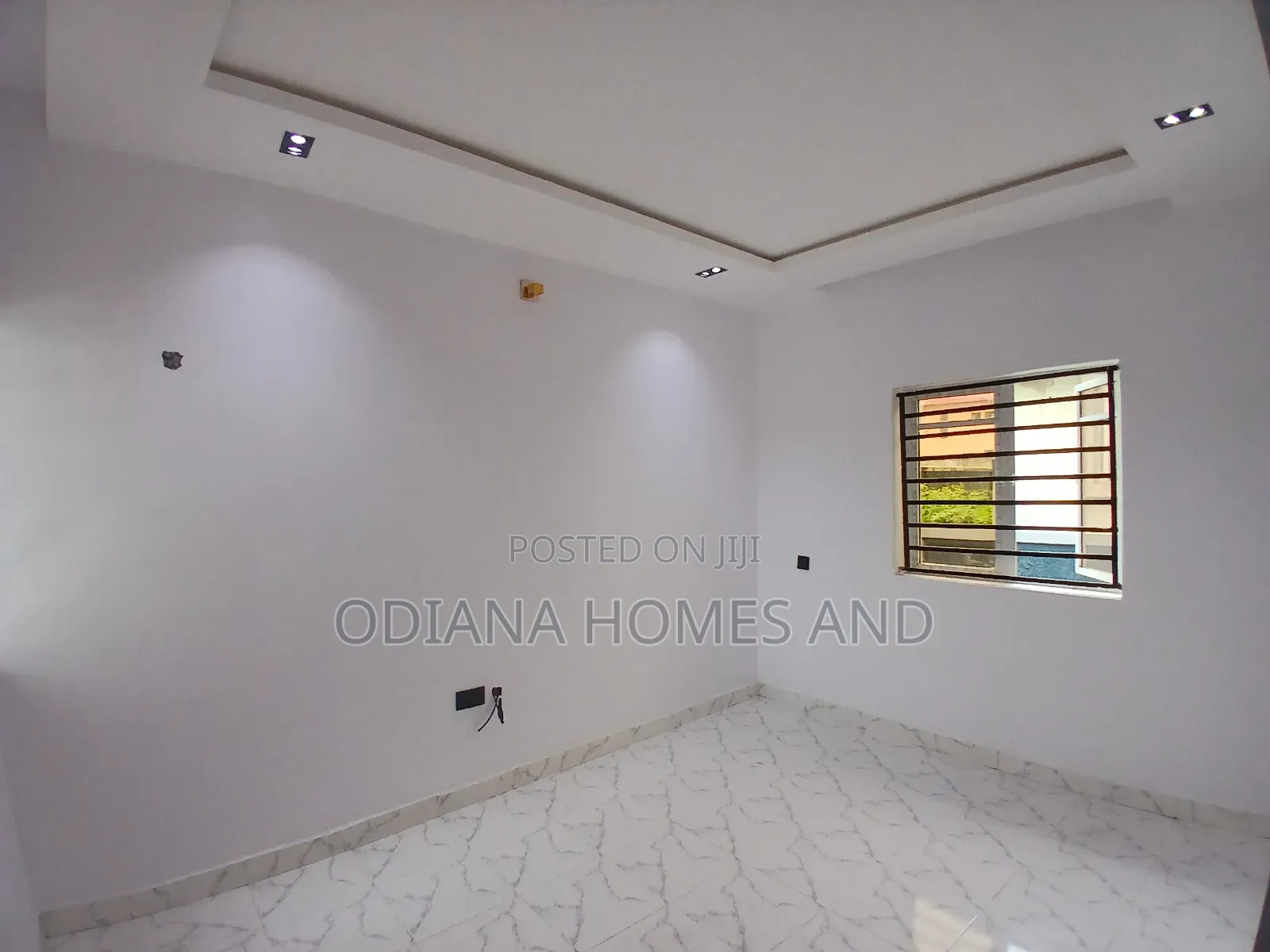 4bdrm Bungalow in Alafara, Idi-Ishin, Ibadan for sale