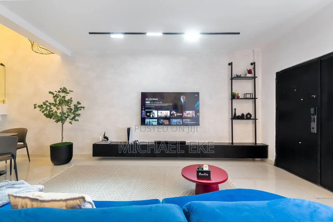 Smart Luxury 2 Bedroom Apartment