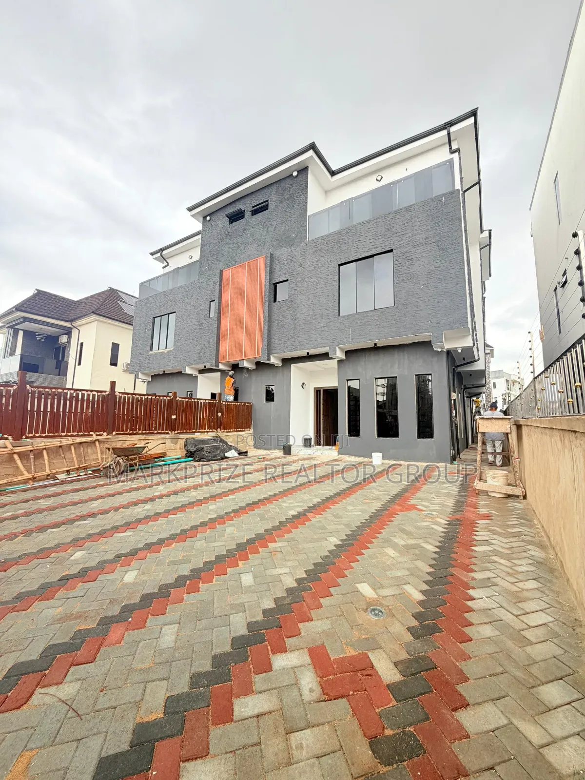 4bdrm Duplex in Gbagada Lagos for sale
