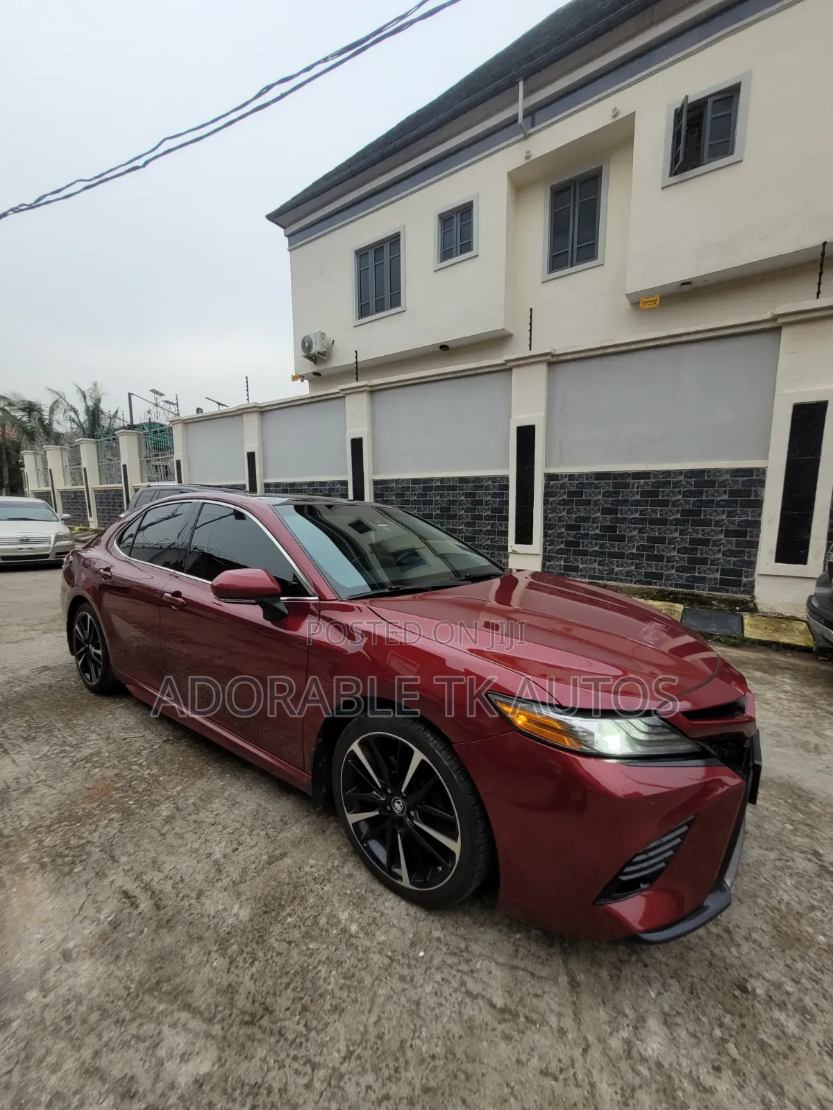 Toyota Camry XSE FWD (2.5L 4cyl 8AM) 2018 Red