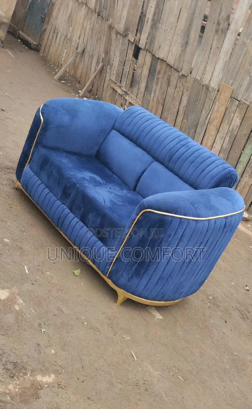 Brand New Top Quality 7 Seaters Luxury Sofa Set (3,2,1,1) Seaters