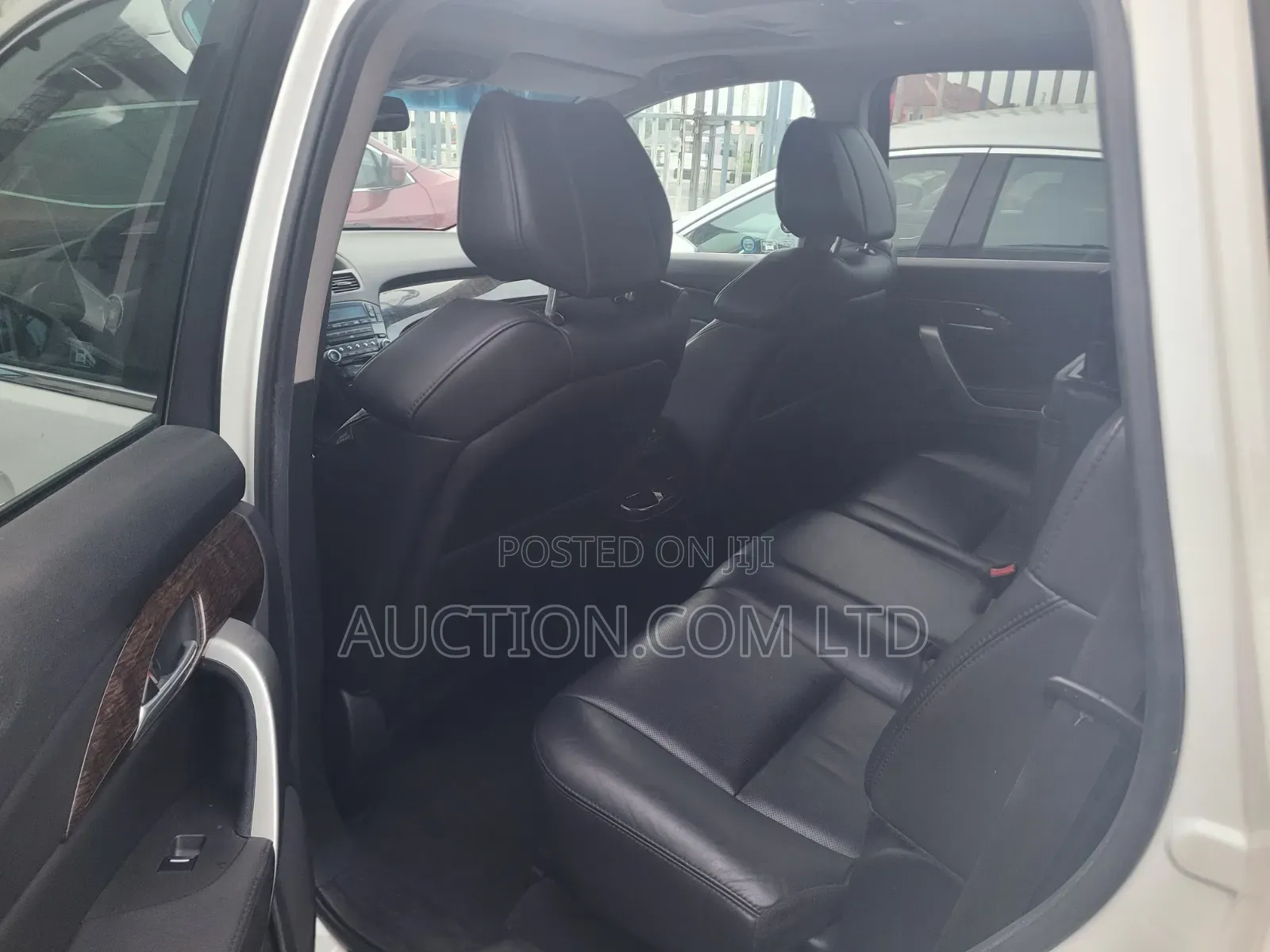 Acura MDX Advance Package SUV AWD (3.7L 6cyl 6A) 2013 White