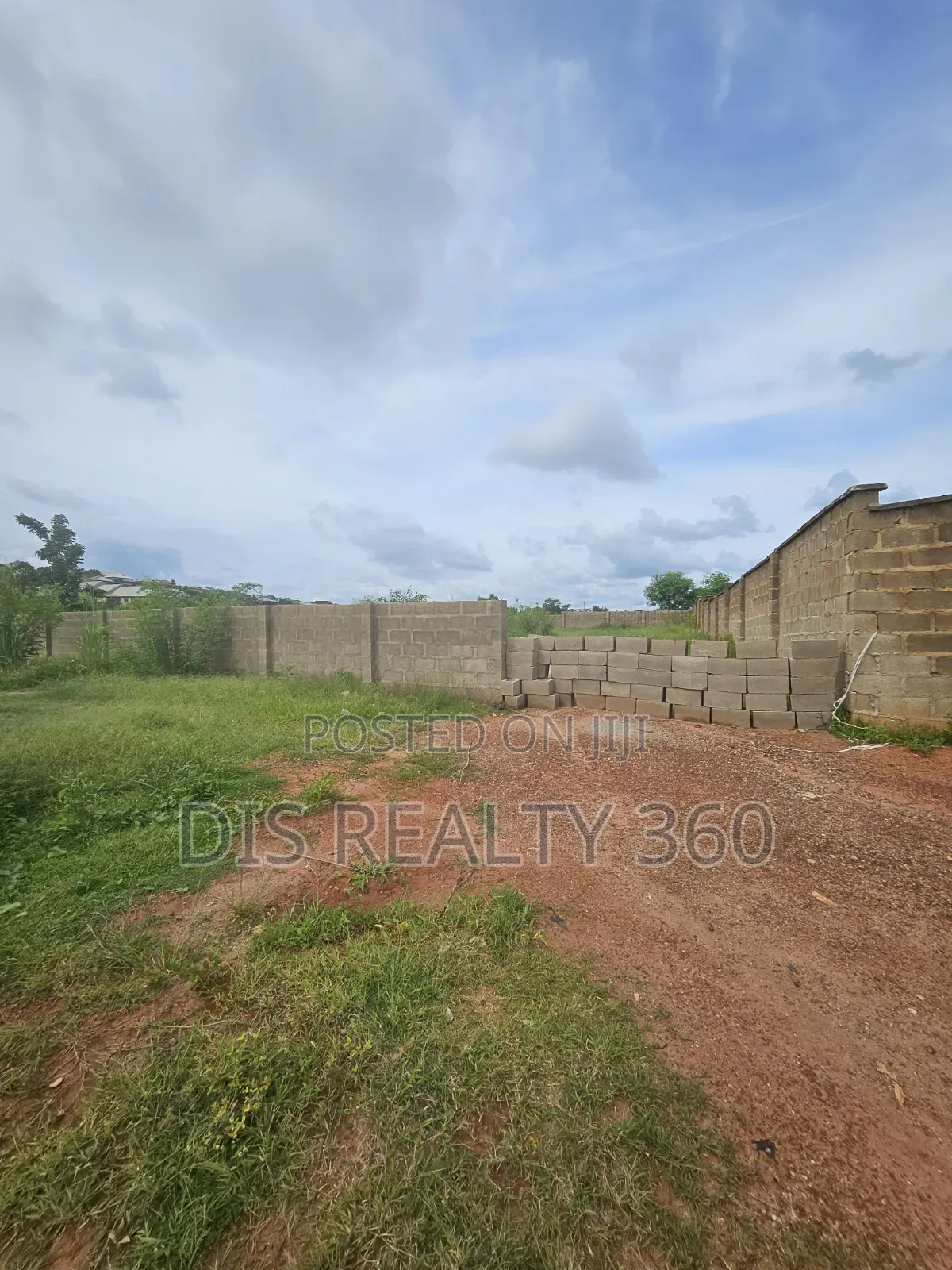 Fenced 2plots of Land in Duroja Laderin
