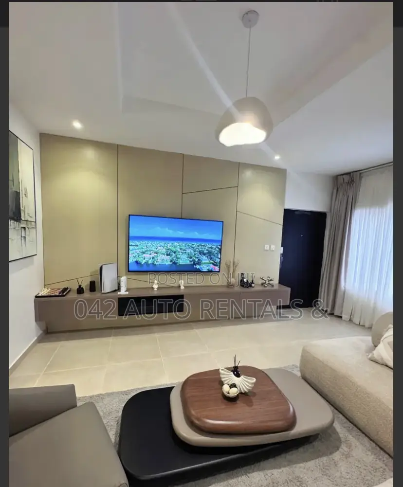 2 Bedroom Apartment With 24/7 Bedroom A.C Ps5 in Lifecamp