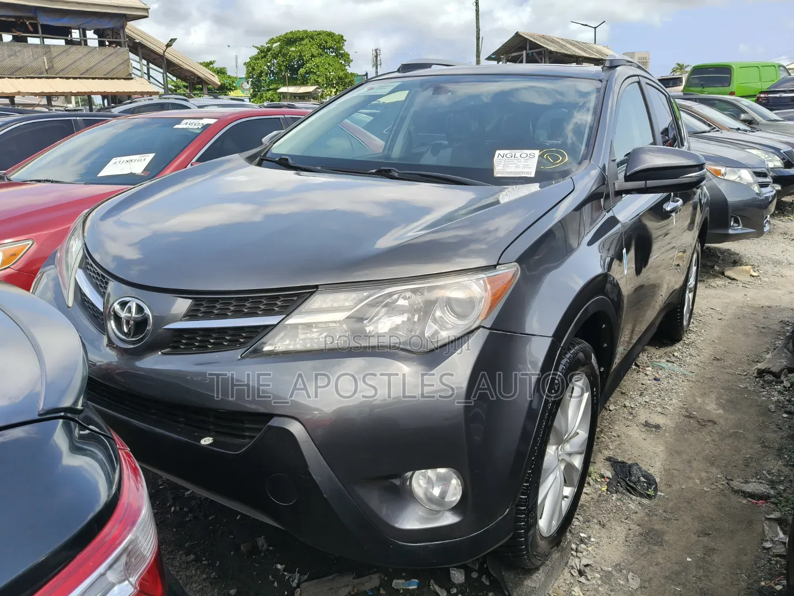 Toyota RAV4 Limited 4dr SUV (2.5L 4cyl 6A) 2015 Gray