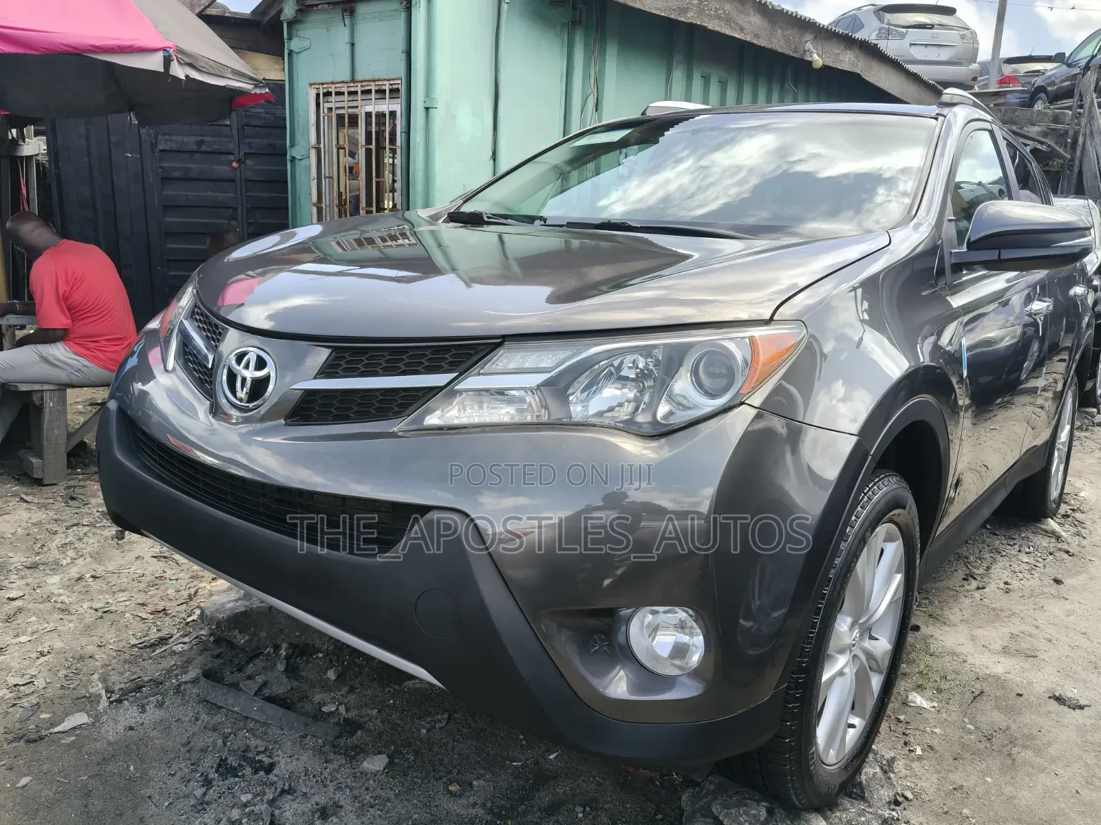 Toyota RAV4 XLE 4dr SUV AWD (2.5L 4cyl 6A) 2014 Gray