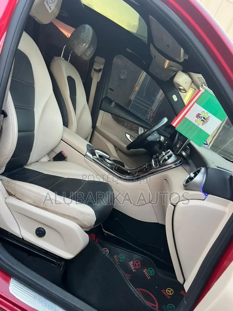 Mercedes-Benz GLC-Class 2018 Red