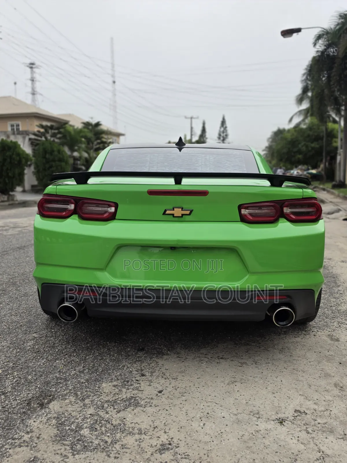 Chevrolet Camaro 2021 Green
